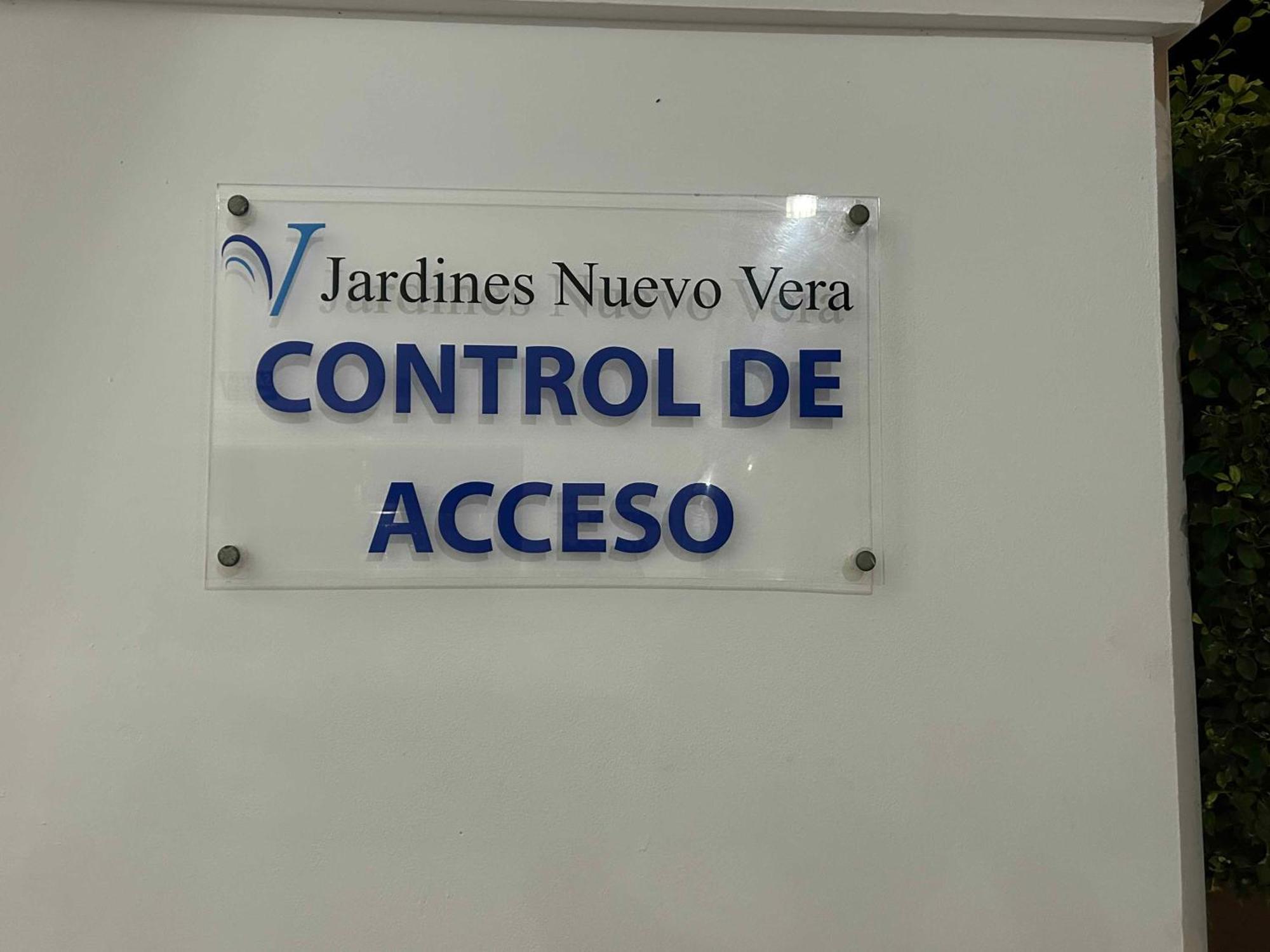Atico Junto Al Mar,Acceso Directo A La Playa,Jardines De Nuevo Vera,Wifi Екстериор снимка